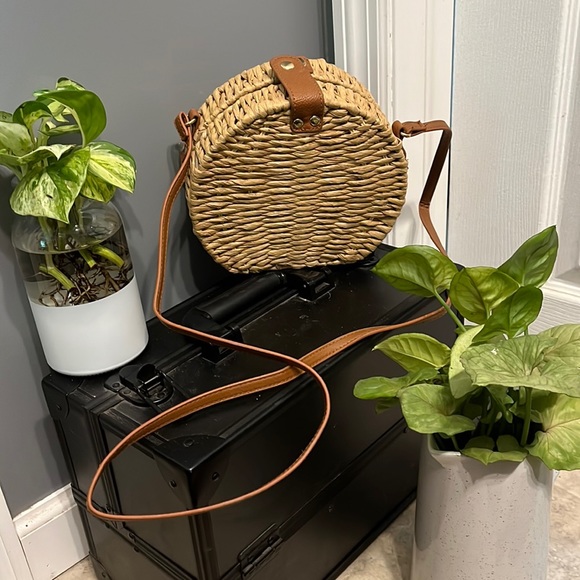 Handbags - Woven Crossbody Bag